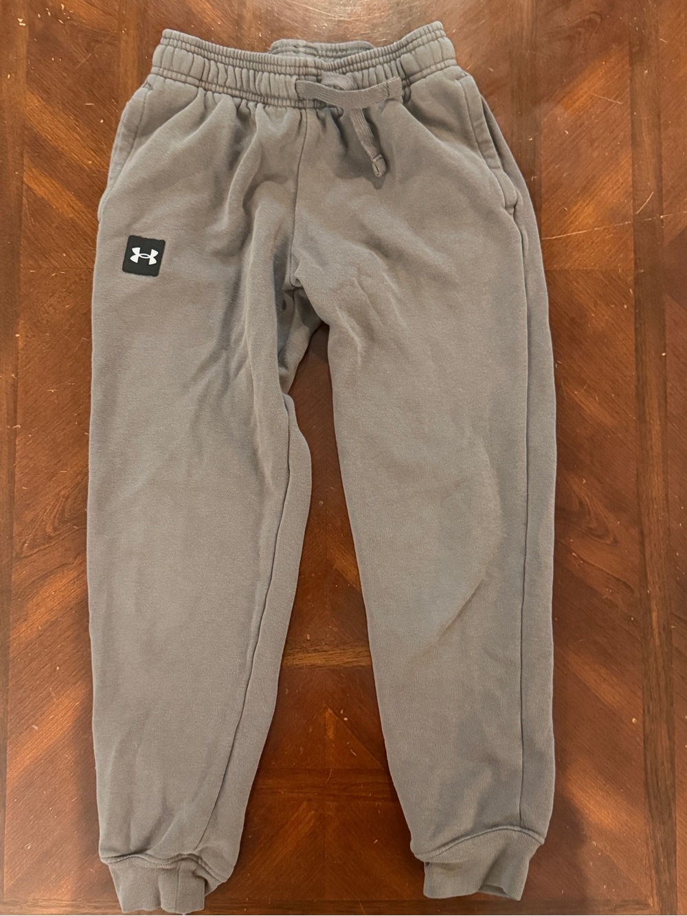 Under Armour Gray Kids Fleece Sweatpants with Logo Patch Youth Small
